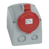 Розетка Tempra Pro P17, накладная, 32 А, 3К+H+З, 380 В, IP 44 090162 Legrand