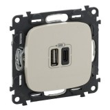 Розетка USB type-С + type-A, 3.0A, Valena ALLURE, двойная, цвет слоновая кость 754966 Legrand