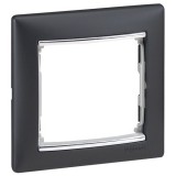 Рамка Valena, 1 пост, цвет черный / серебряный штрих 770391 Legrand