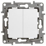 Выключатель Etika, двухклавишный, с подсветкой, цвет белый 672204 Legrand